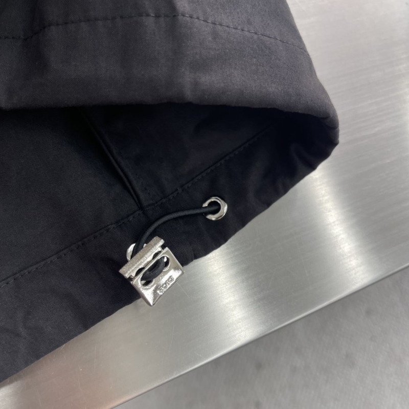 chr1st1an D10r outwear